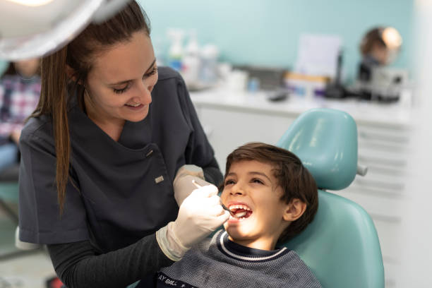 Best Emergency Tooth Extraction in Oak Hills, CA